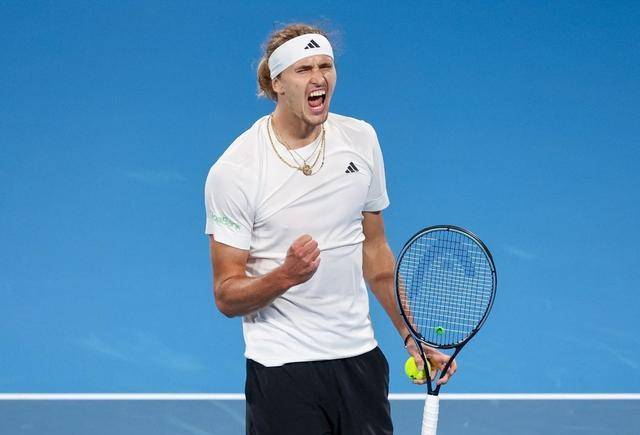 开云体育-包含ATP总决赛完胜联合杯，兹维列夫统治全场的词条