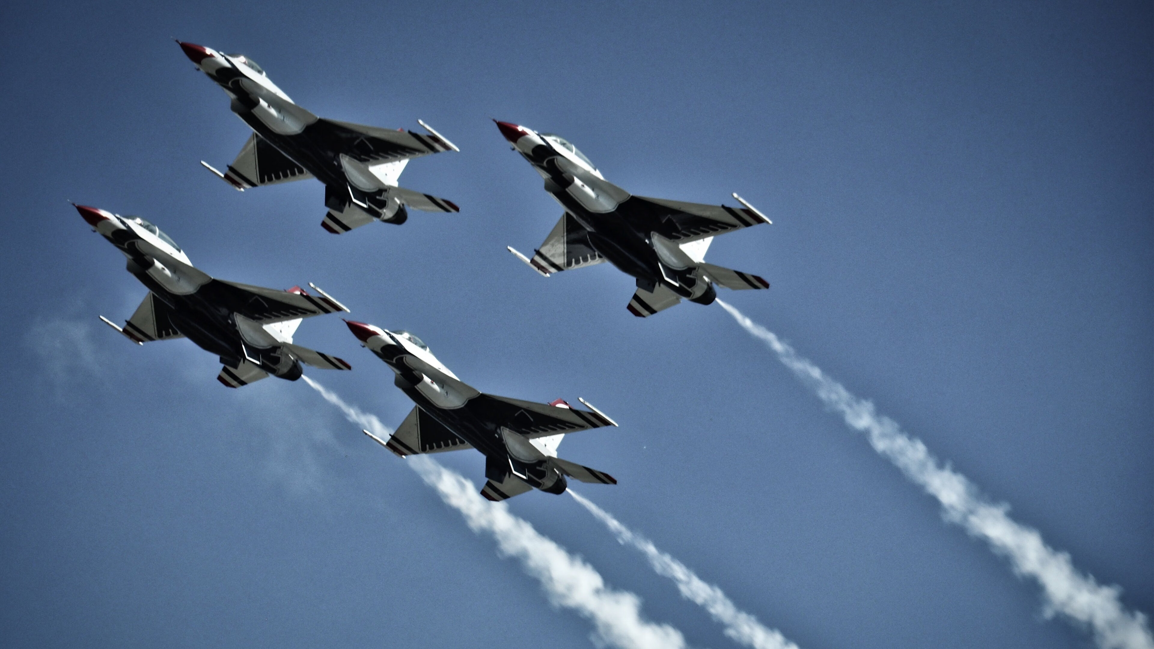 开云体育登录-那座名为伦纳德的雕塑，今夜从大理石中现身