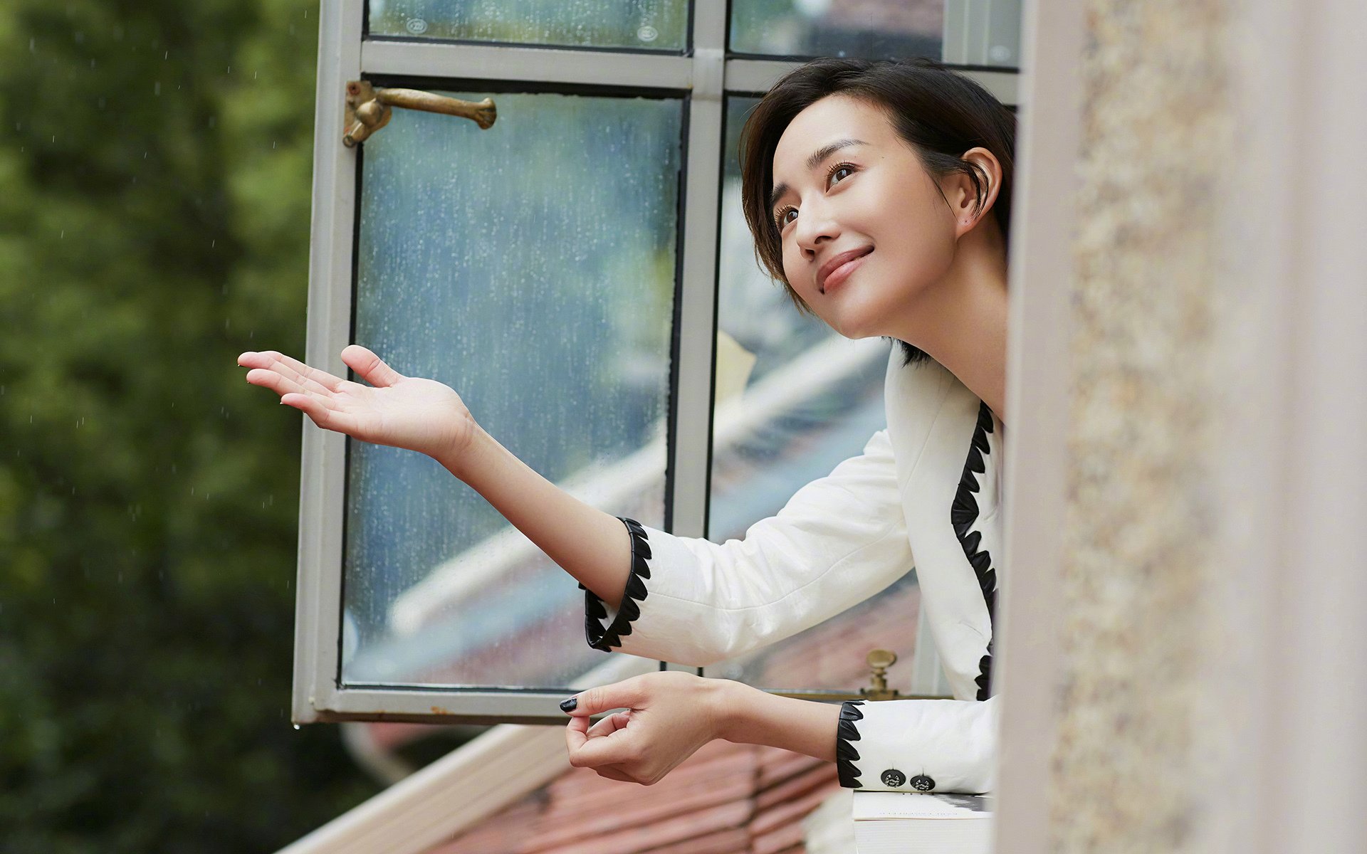 开云sport-影子英雄的加冕礼，皮克在英超争冠夜的沉默统治